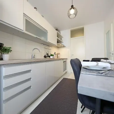 Apartament Dioniz